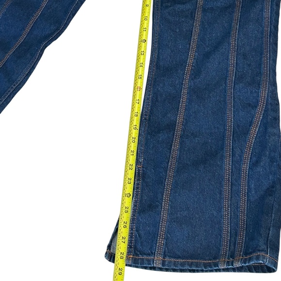 NWT FARM Rio Dark Denim High Waist Snips Pants Size 27 Cotton Flare Style 329081 - Picture 8 of 12